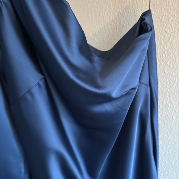 ONE-SHOULDER PUFF SLEEVE MAXI BIAS DRESS w SIDE SLIT IN MIDNIGHT NAVY - Picture 5 of 6